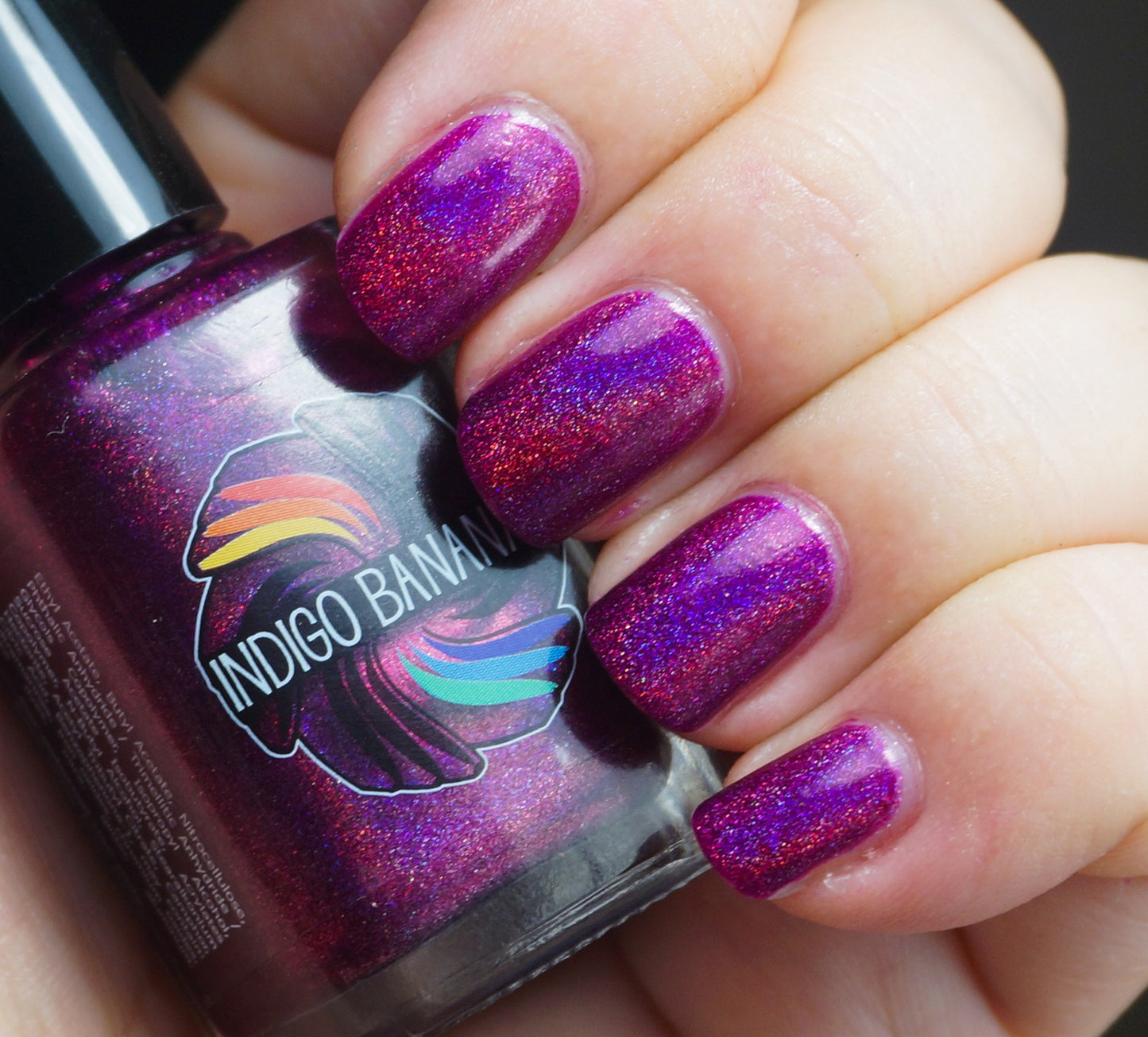 Polish of Unusual Quality (P.O.U.Q. / POUQ) - magenta linear holographic