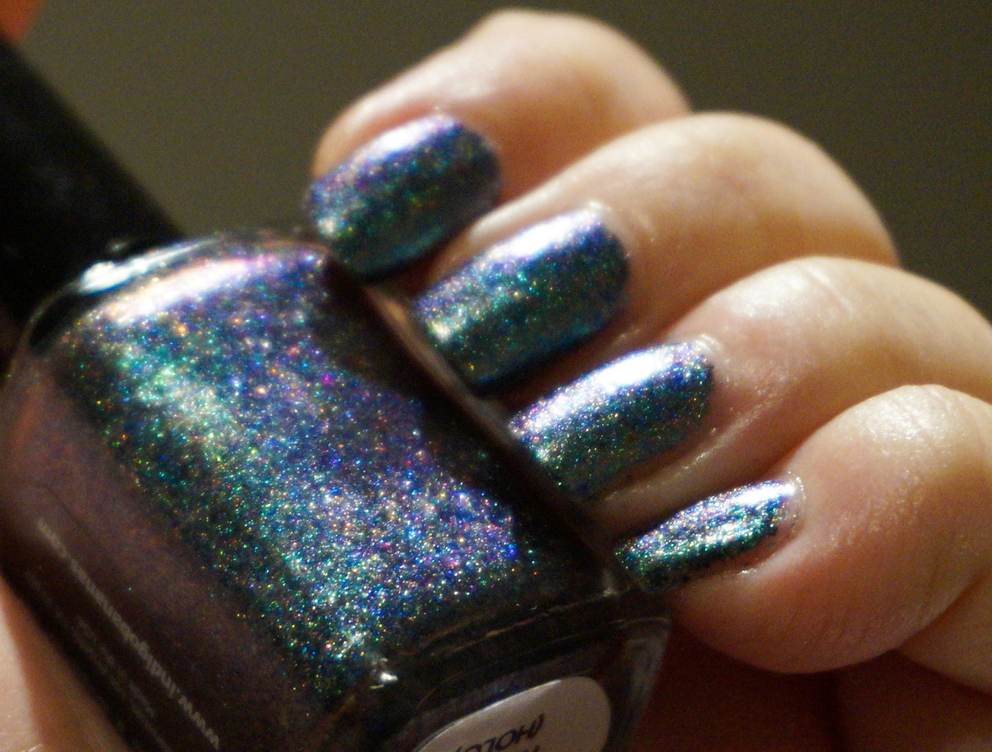 Event Horizon (HOLO) - teal/blue chrome flakie linear holographic