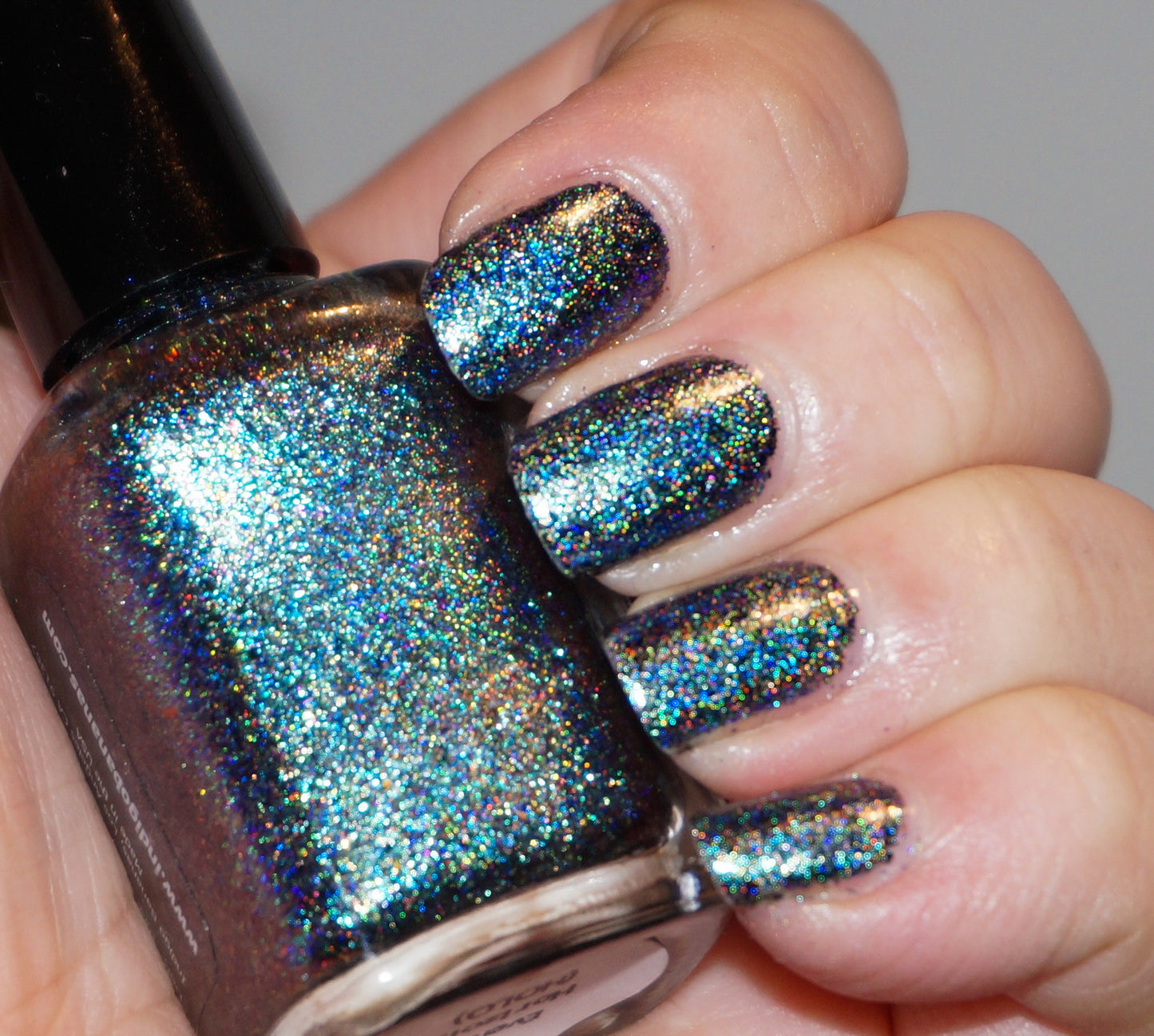 Event Horizon (HOLO) - teal/blue chrome flakie linear holographic