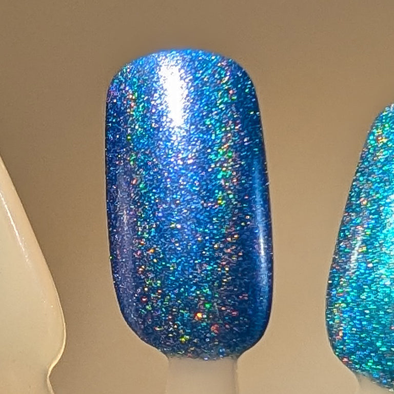 Blue Dream - blue multichrome holographic shimmer